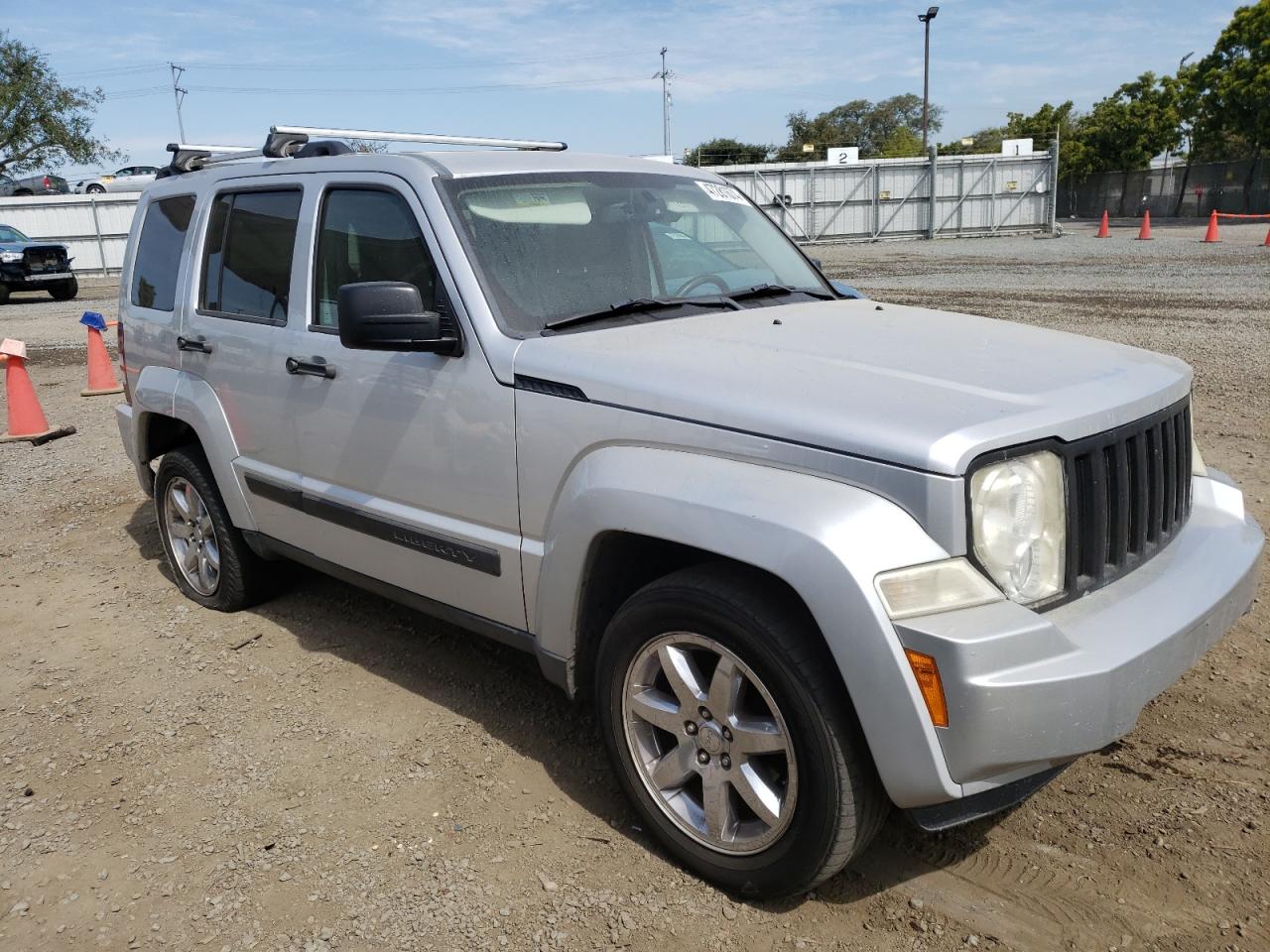 Photo 3 VIN: 1J4PP5GK9AW130124 - JEEP LIBERTY (NORTH AMERICA) 