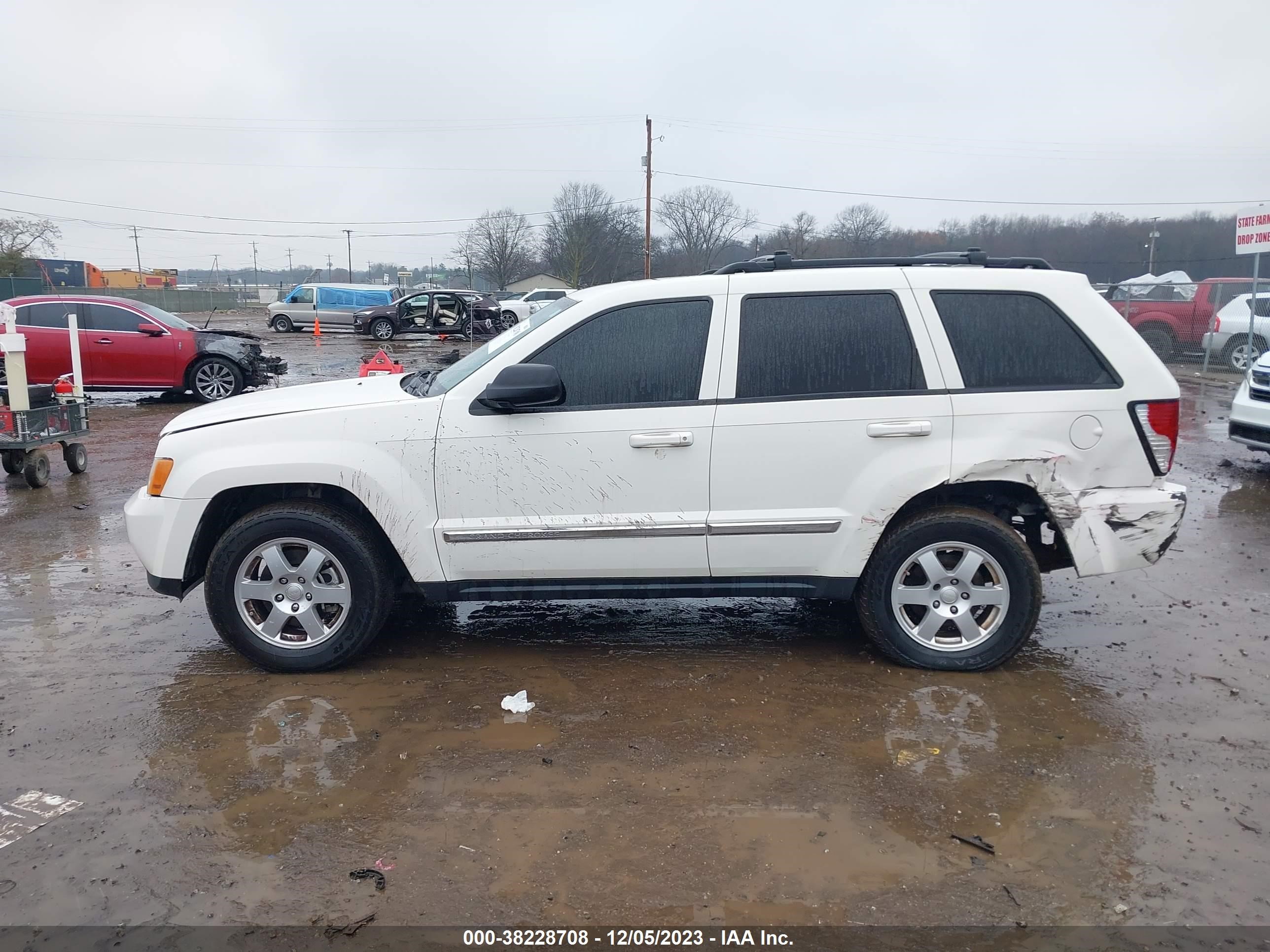 Photo 12 VIN: 1J4PR4GK0AC123049 - JEEP GRAND CHEROKEE 