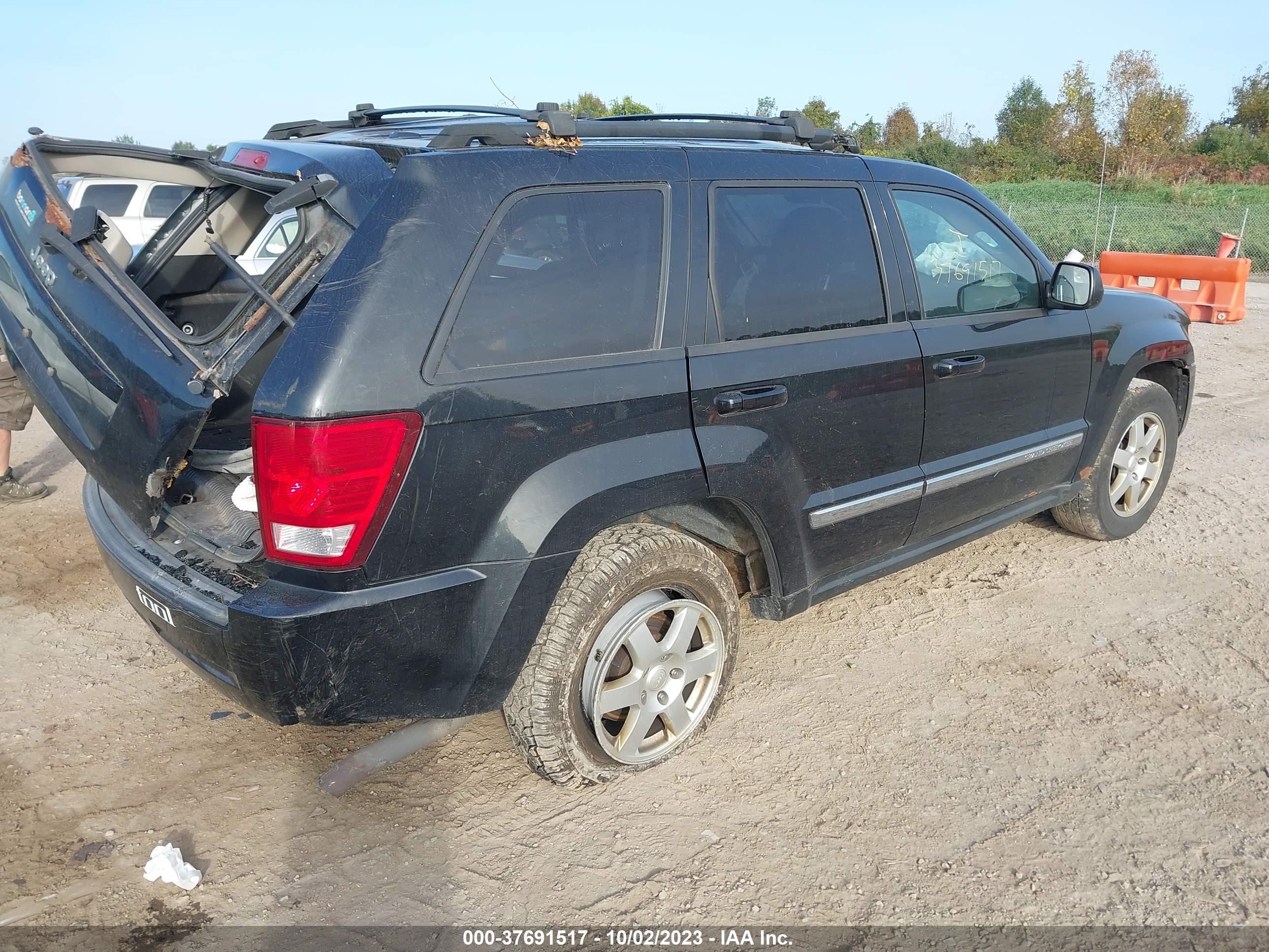 Photo 3 VIN: 1J4PR4GK2AC144890 - JEEP GRAND CHEROKEE 