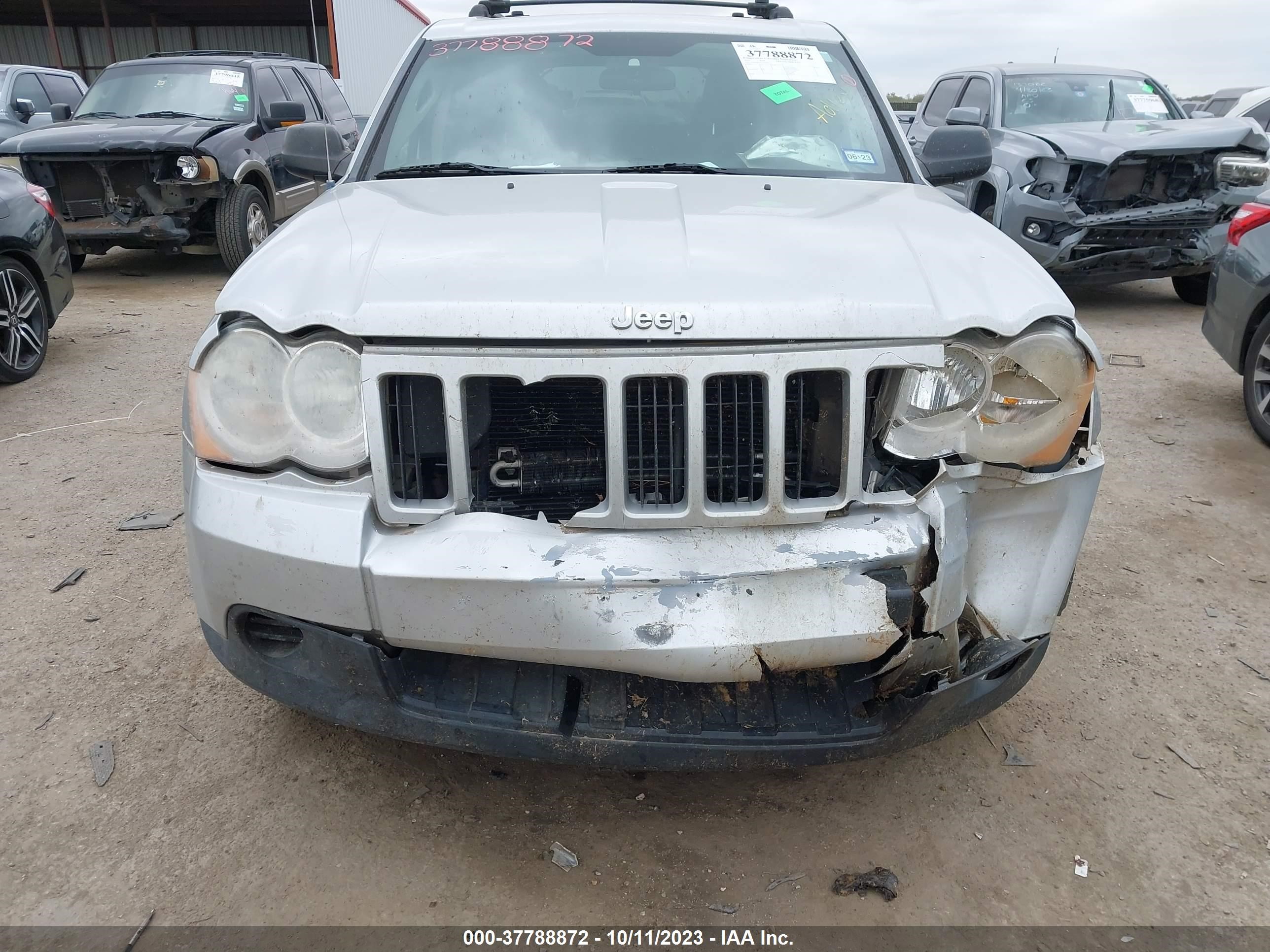 Photo 5 VIN: 1J4PS4GK3AC102331 - JEEP GRAND CHEROKEE 