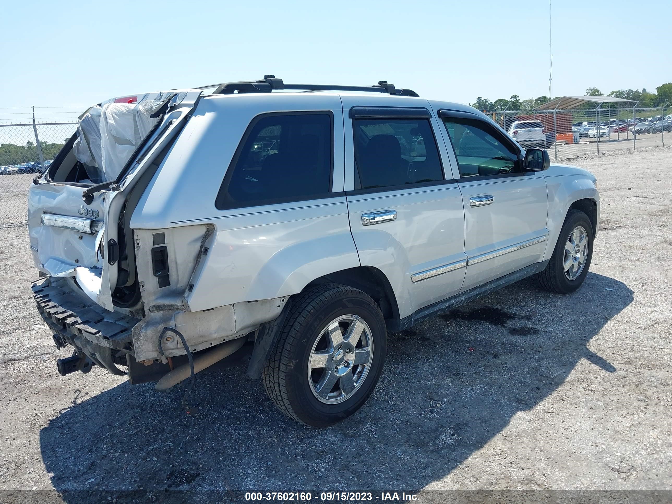 Photo 3 VIN: 1J4PS4GK3AC138987 - JEEP GRAND CHEROKEE 