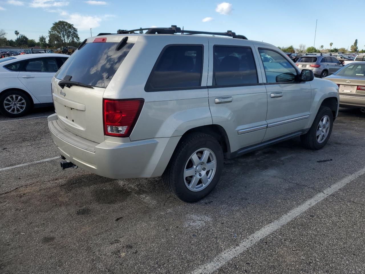 Photo 2 VIN: 1J4PS4GK5AC121740 - JEEP GRAND CHEROKEE 