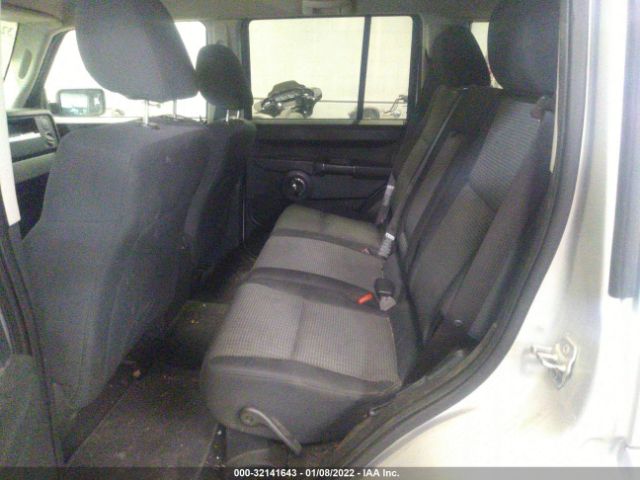 Photo 7 VIN: 1J4RG4GK1AC128145 - JEEP COMMANDER 