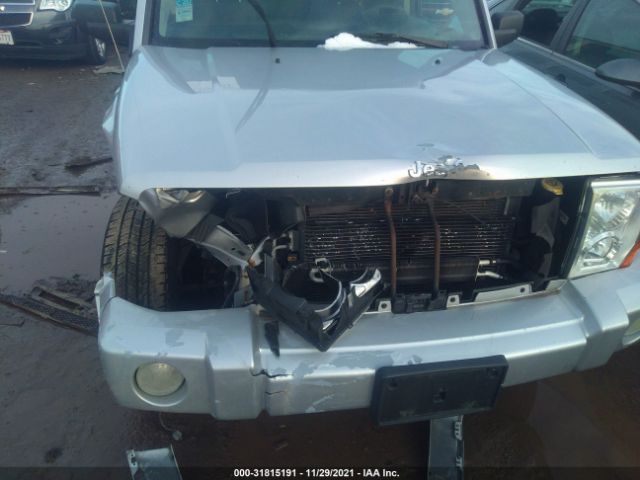 Photo 5 VIN: 1J4RG4GK2AC127652 - JEEP COMMANDER 