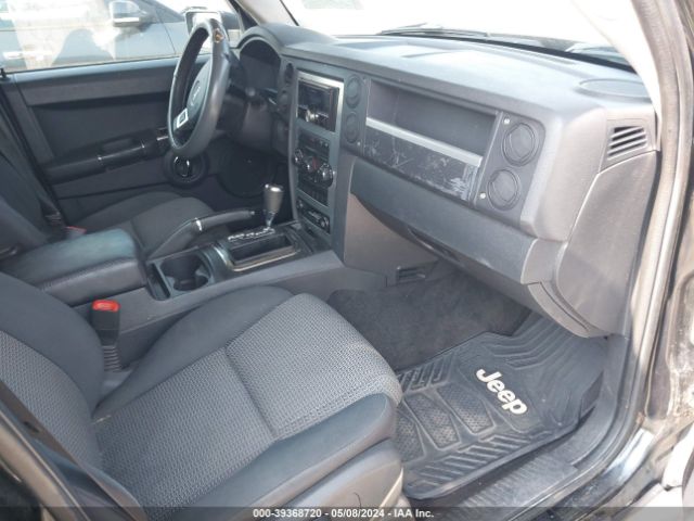 Photo 4 VIN: 1J4RG4GK3AC148829 - JEEP COMMANDER 