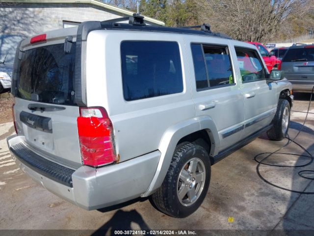 Photo 3 VIN: 1J4RG4GK7AC128182 - JEEP COMMANDER 