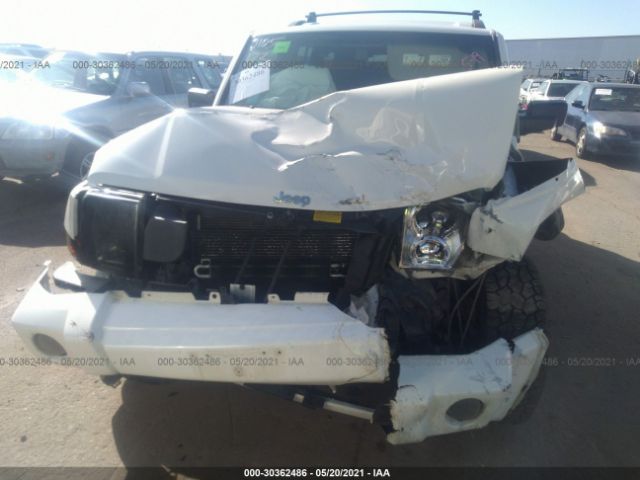 Photo 5 VIN: 1J4RG4GK8AC125338 - JEEP COMMANDER 