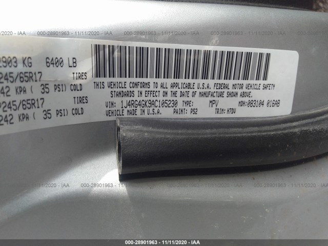 Photo 8 VIN: 1J4RG4GK9AC105230 - JEEP COMMANDER 