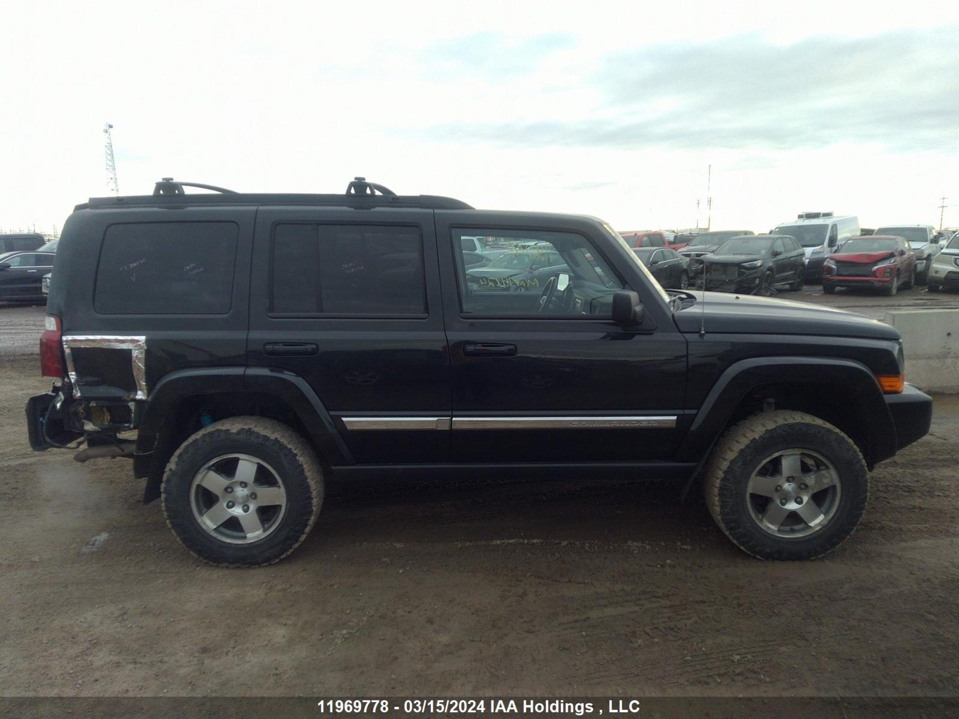 Photo 13 VIN: 1J4RG4GK9AC153018 - JEEP COMMANDER 