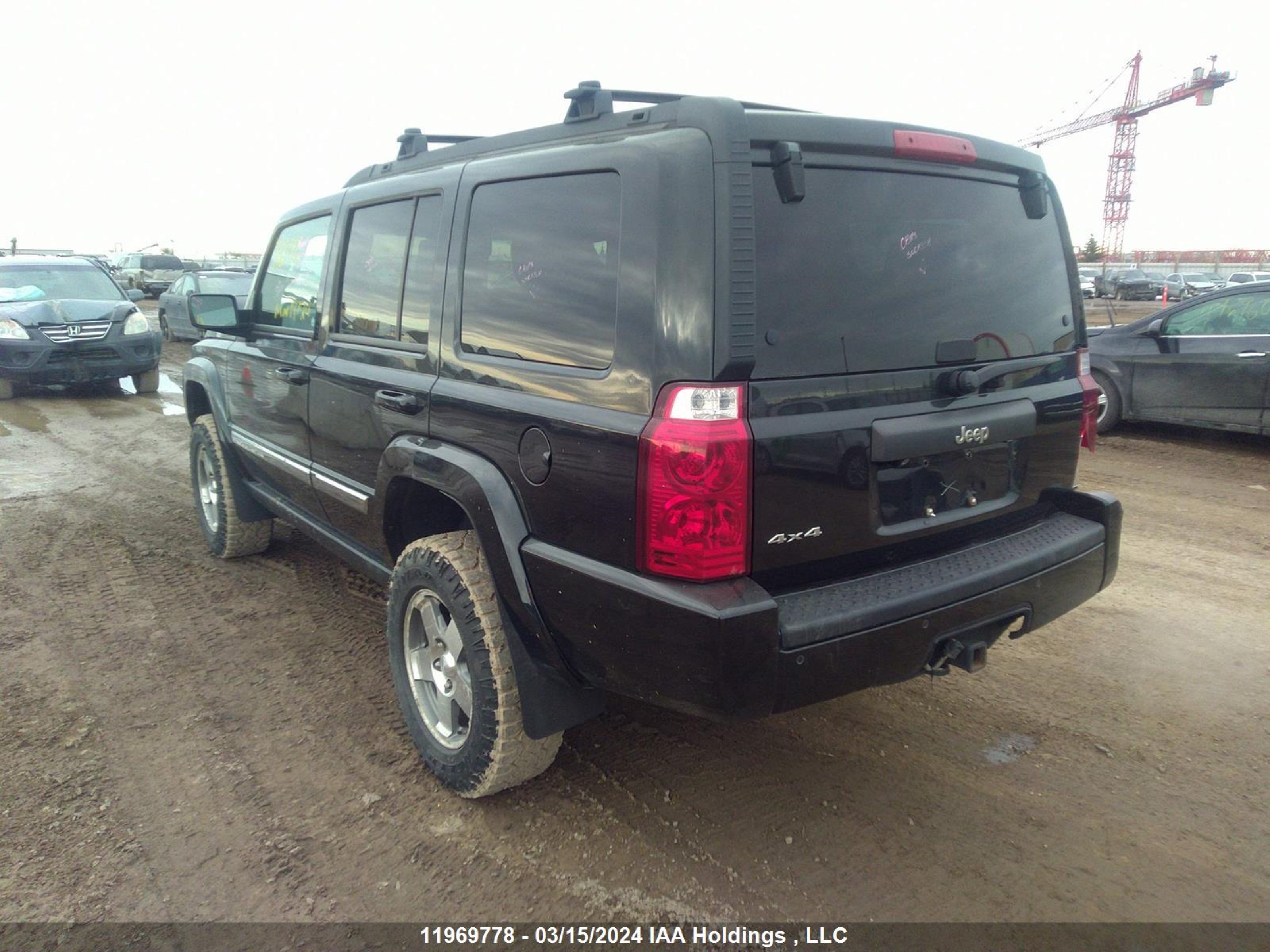 Photo 2 VIN: 1J4RG4GK9AC153018 - JEEP COMMANDER 