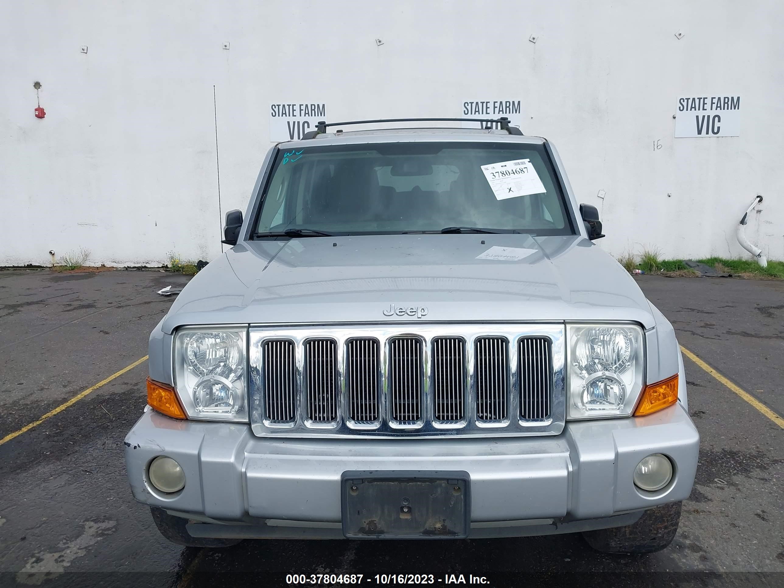 Photo 12 VIN: 1J4RG4GKXAC112848 - JEEP COMMANDER 