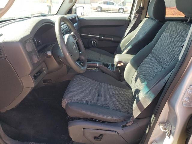 Photo 6 VIN: 1J4RH4GK0AC113956 - JEEP COMMANDER 