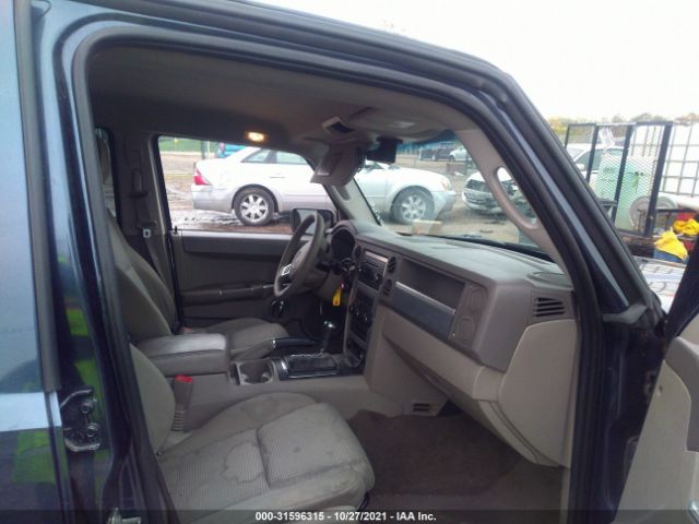 Photo 4 VIN: 1J4RH4GK0AC137416 - JEEP COMMANDER 