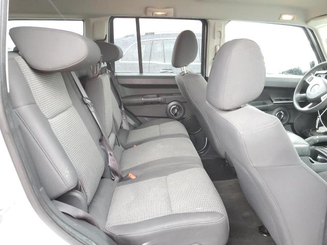 Photo 5 VIN: 1J4RH4GK2AC118270 - JEEP COMMANDER 