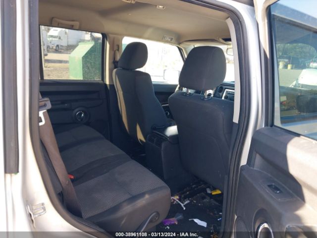 Photo 7 VIN: 1J4RH4GK8AC125465 - JEEP COMMANDER 