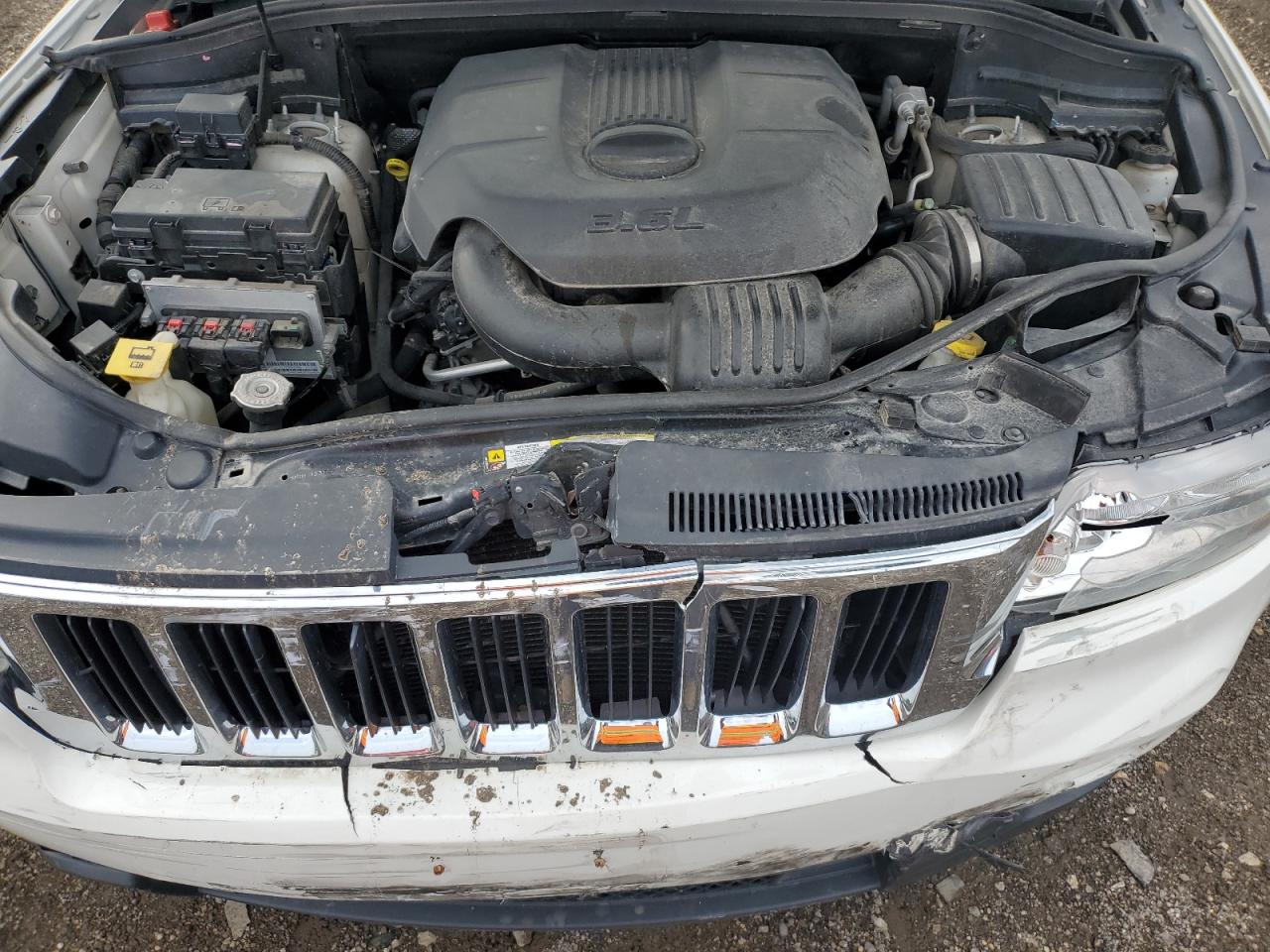 Photo 11 VIN: 1J4RR4GG3BC671620 - JEEP GRAND CHEROKEE 