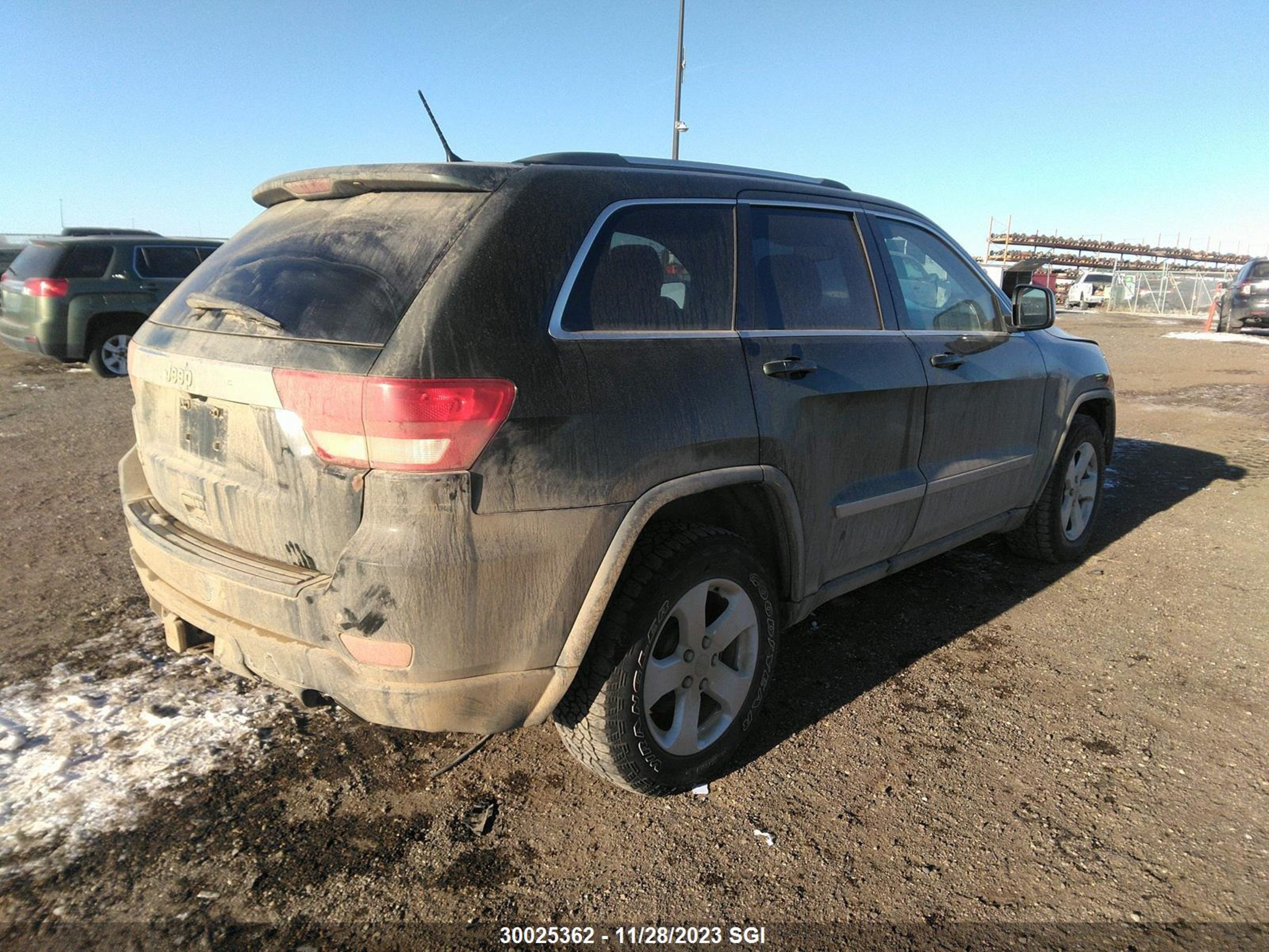 Photo 3 VIN: 1J4RR4GG4BC554788 - JEEP GRAND CHEROKEE 