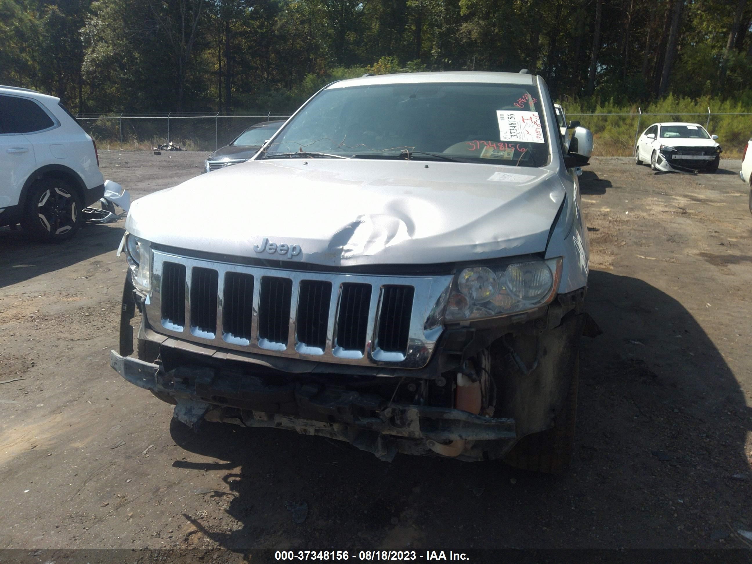 Photo 5 VIN: 1J4RR4GG5BC523226 - JEEP GRAND CHEROKEE 