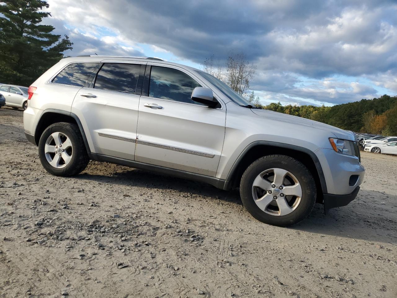 Photo 3 VIN: 1J4RR4GG5BC538132 - JEEP GRAND CHEROKEE 