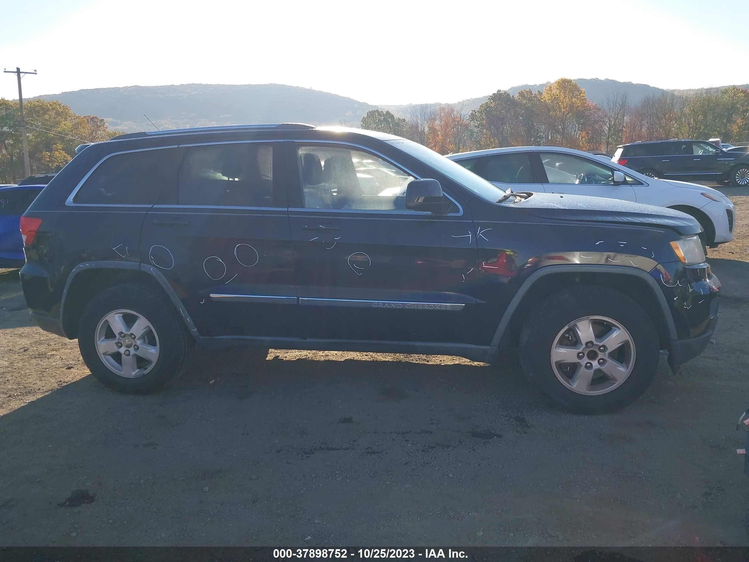 Photo 12 VIN: 1J4RR4GG5BC669173 - JEEP GRAND CHEROKEE 