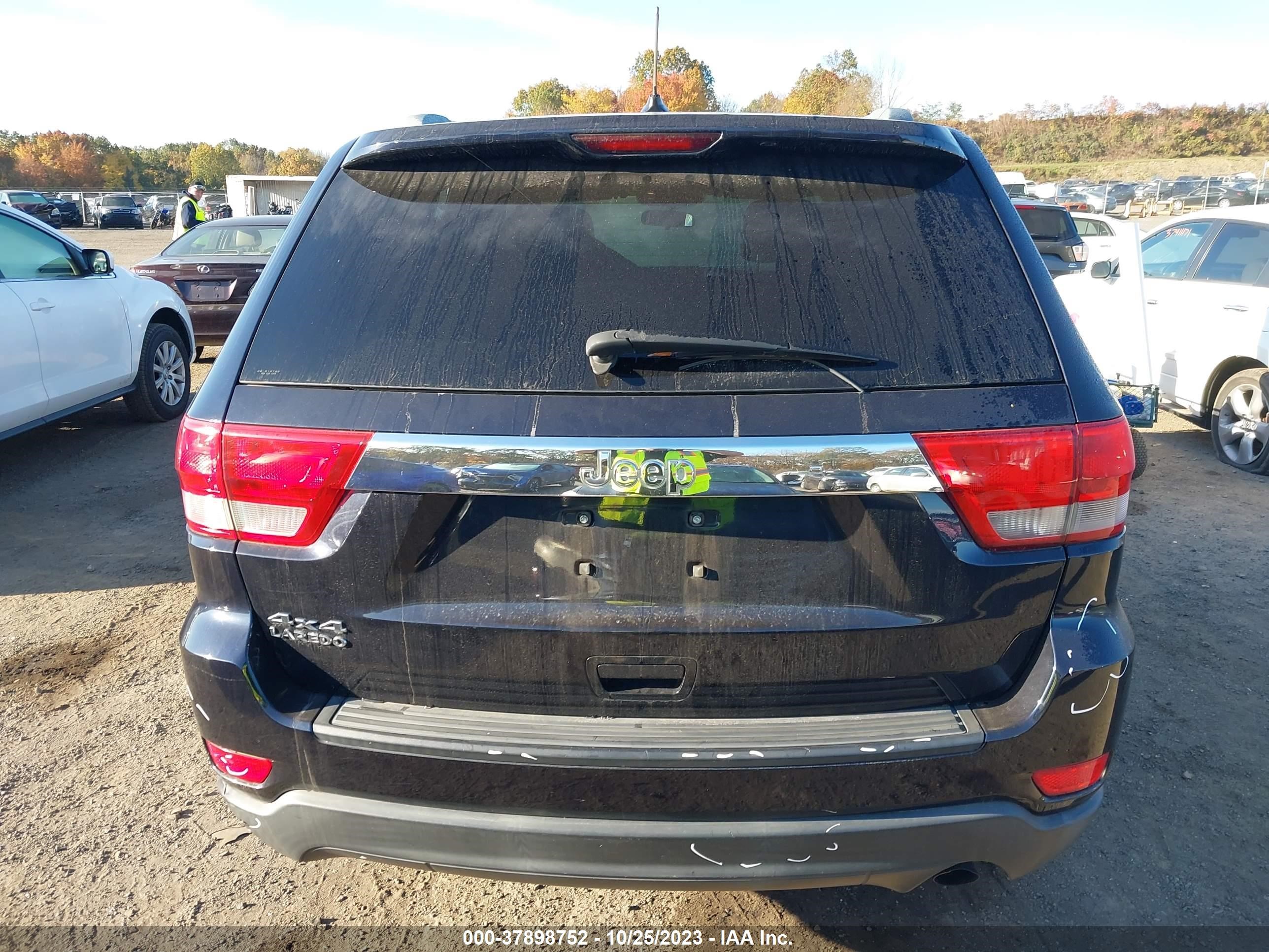 Photo 15 VIN: 1J4RR4GG5BC669173 - JEEP GRAND CHEROKEE 