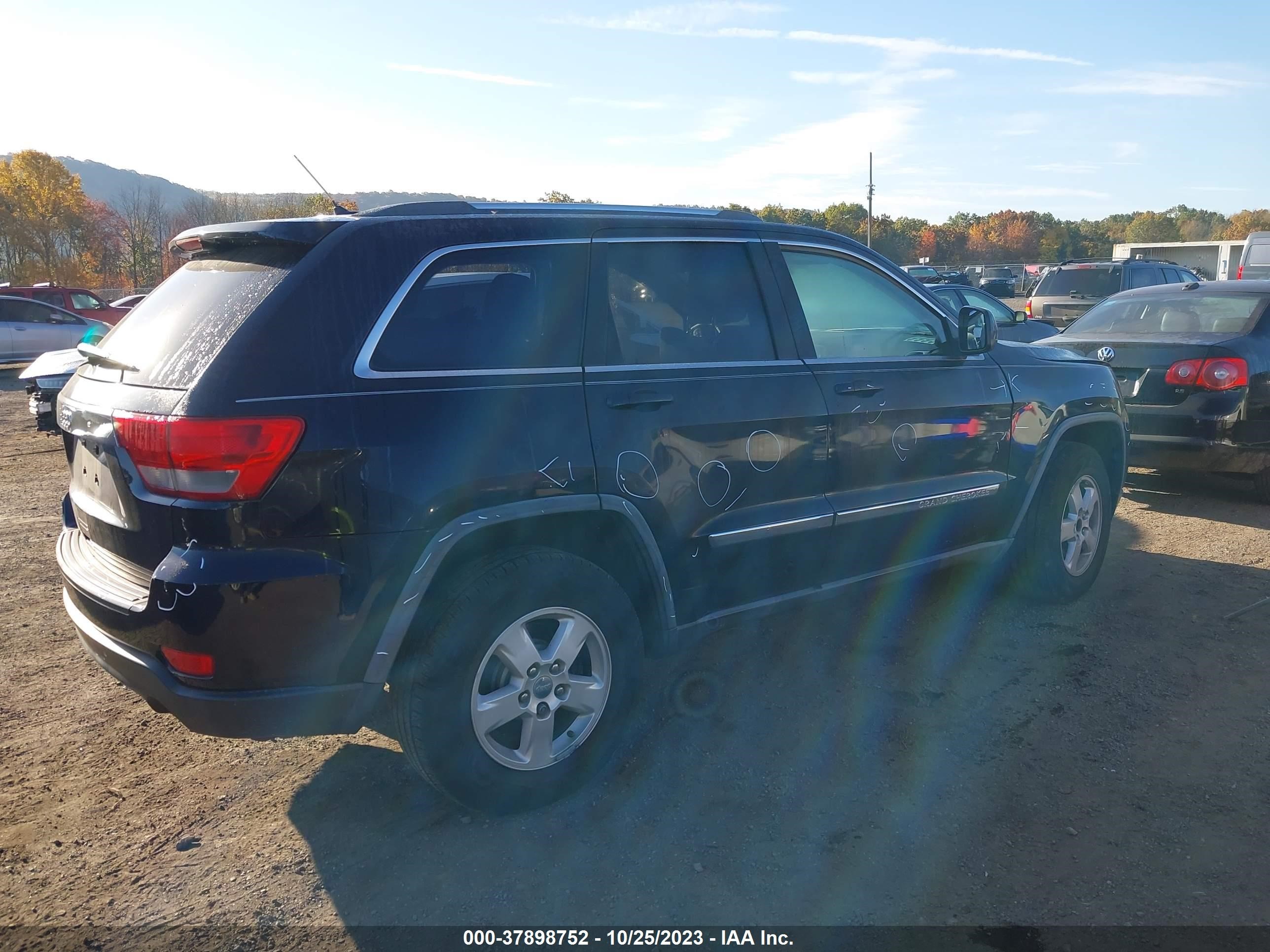 Photo 3 VIN: 1J4RR4GG5BC669173 - JEEP GRAND CHEROKEE 