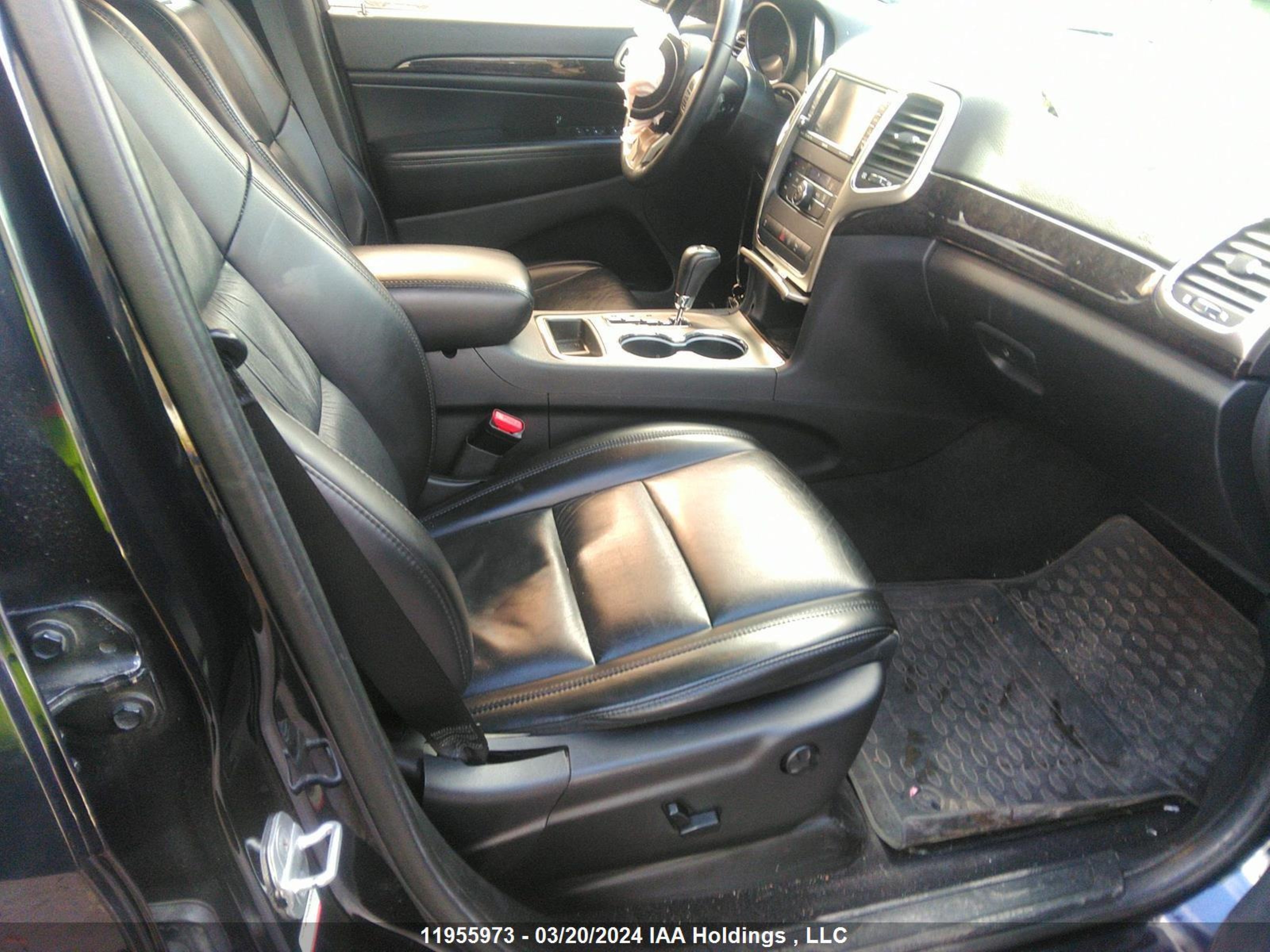 Photo 4 VIN: 1J4RR4GG6BC572841 - JEEP GRAND CHEROKEE 