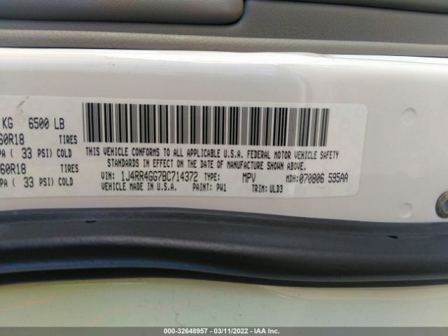 Photo 8 VIN: 1J4RR4GG7BC714372 - JEEP GRAND CHEROKEE 