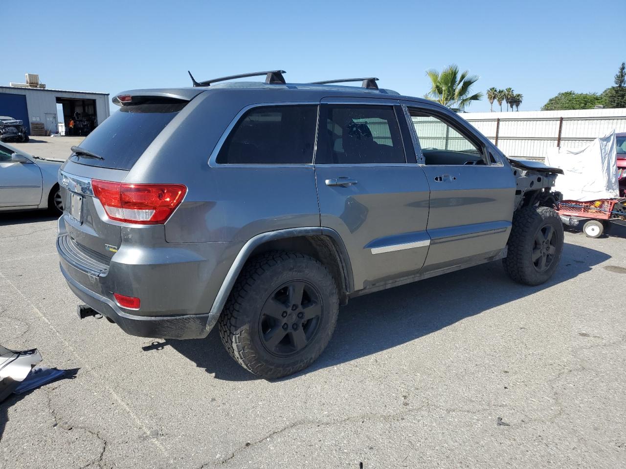 Photo 2 VIN: 1J4RR4GG9BC700330 - JEEP GRAND CHEROKEE 