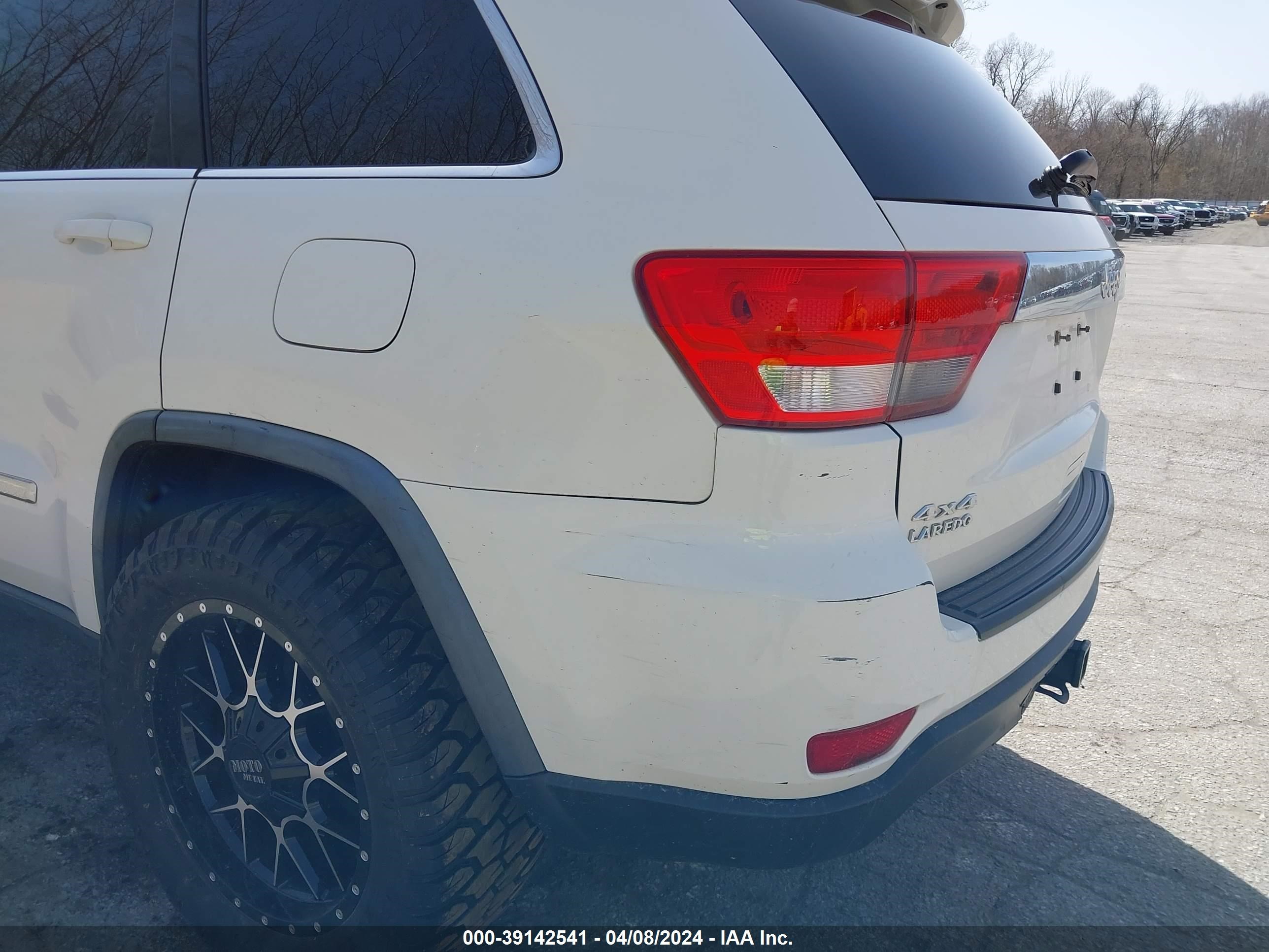 Photo 5 VIN: 1J4RR4GGXBC534240 - JEEP GRAND CHEROKEE 