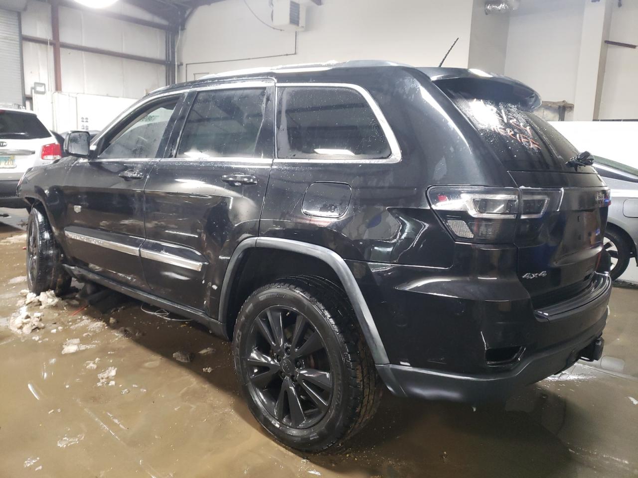 Photo 1 VIN: 1J4RR4GGXBC625590 - JEEP GRAND CHEROKEE 