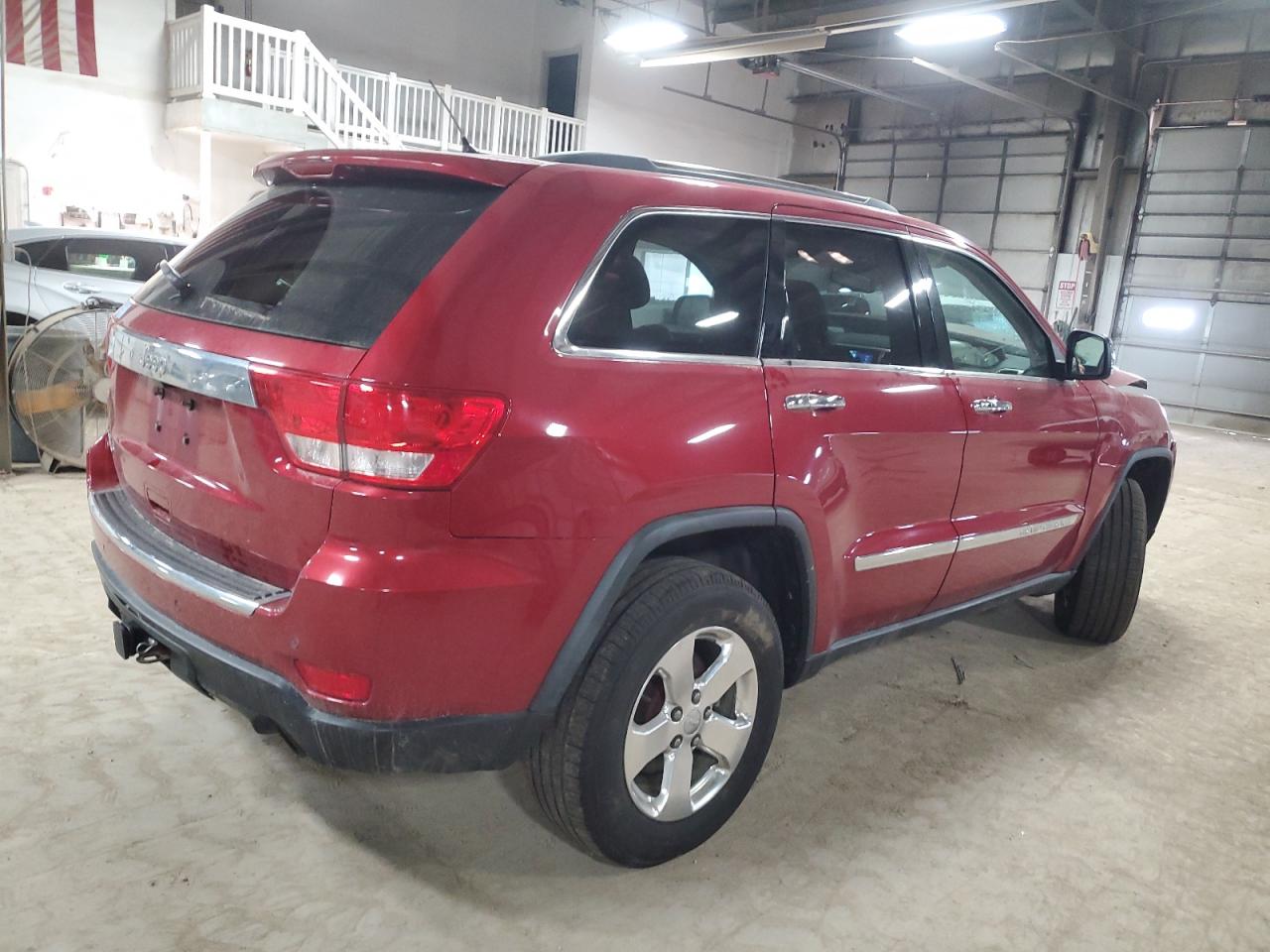 Photo 2 VIN: 1J4RR5GG1BC633390 - JEEP GRAND CHEROKEE 