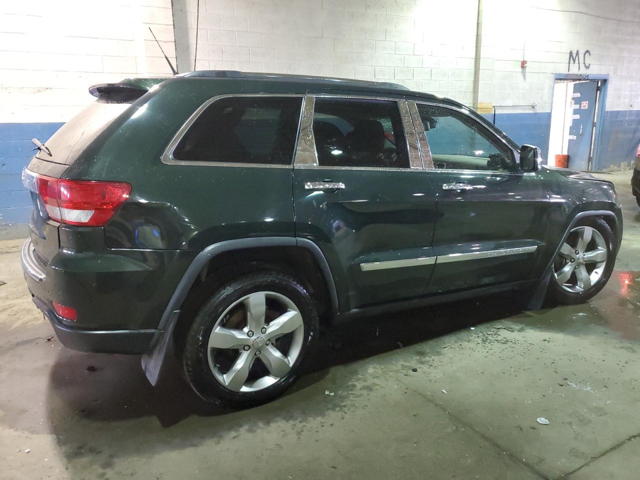 Photo 2 VIN: 1J4RR5GG3BC520525 - JEEP GRAND CHEROKEE 