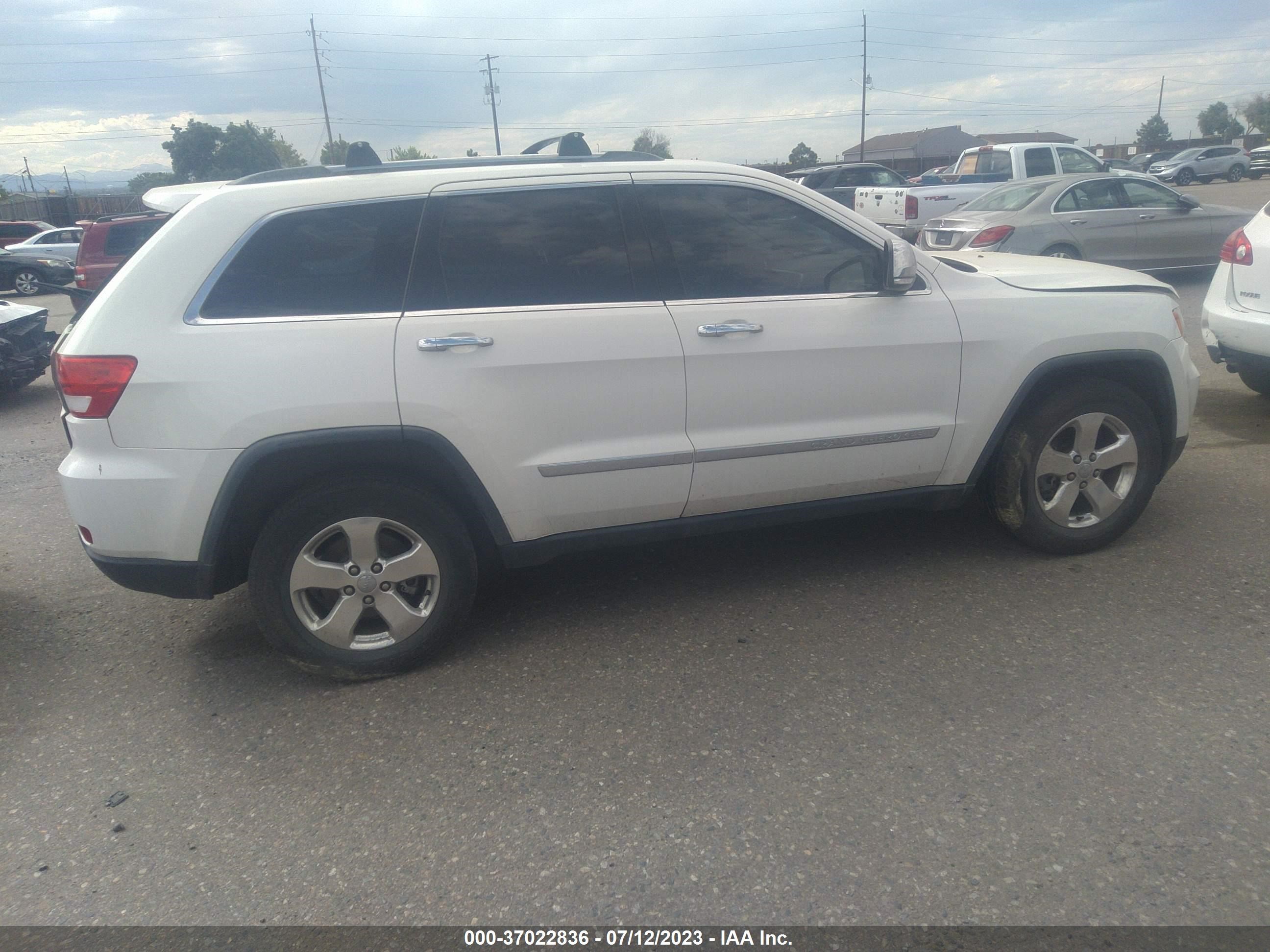 Photo 12 VIN: 1J4RR5GG6BC612163 - JEEP GRAND CHEROKEE 