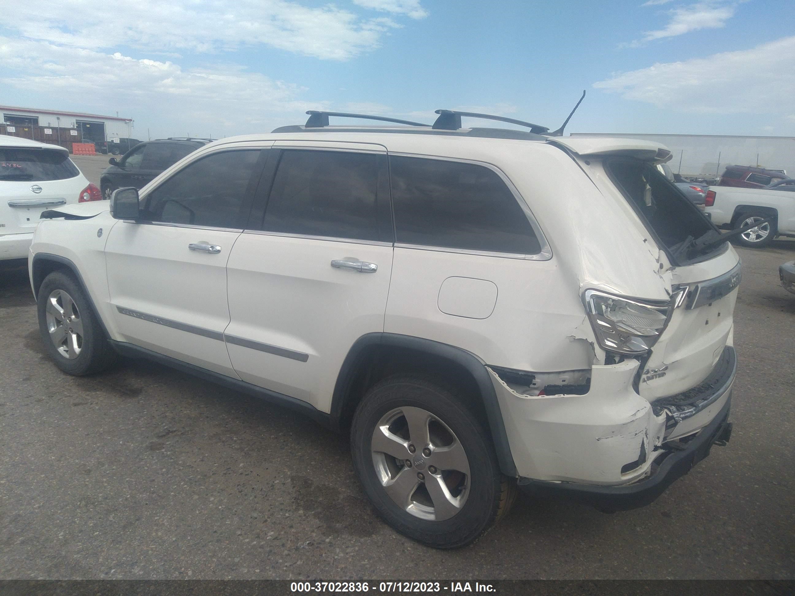 Photo 2 VIN: 1J4RR5GG6BC612163 - JEEP GRAND CHEROKEE 