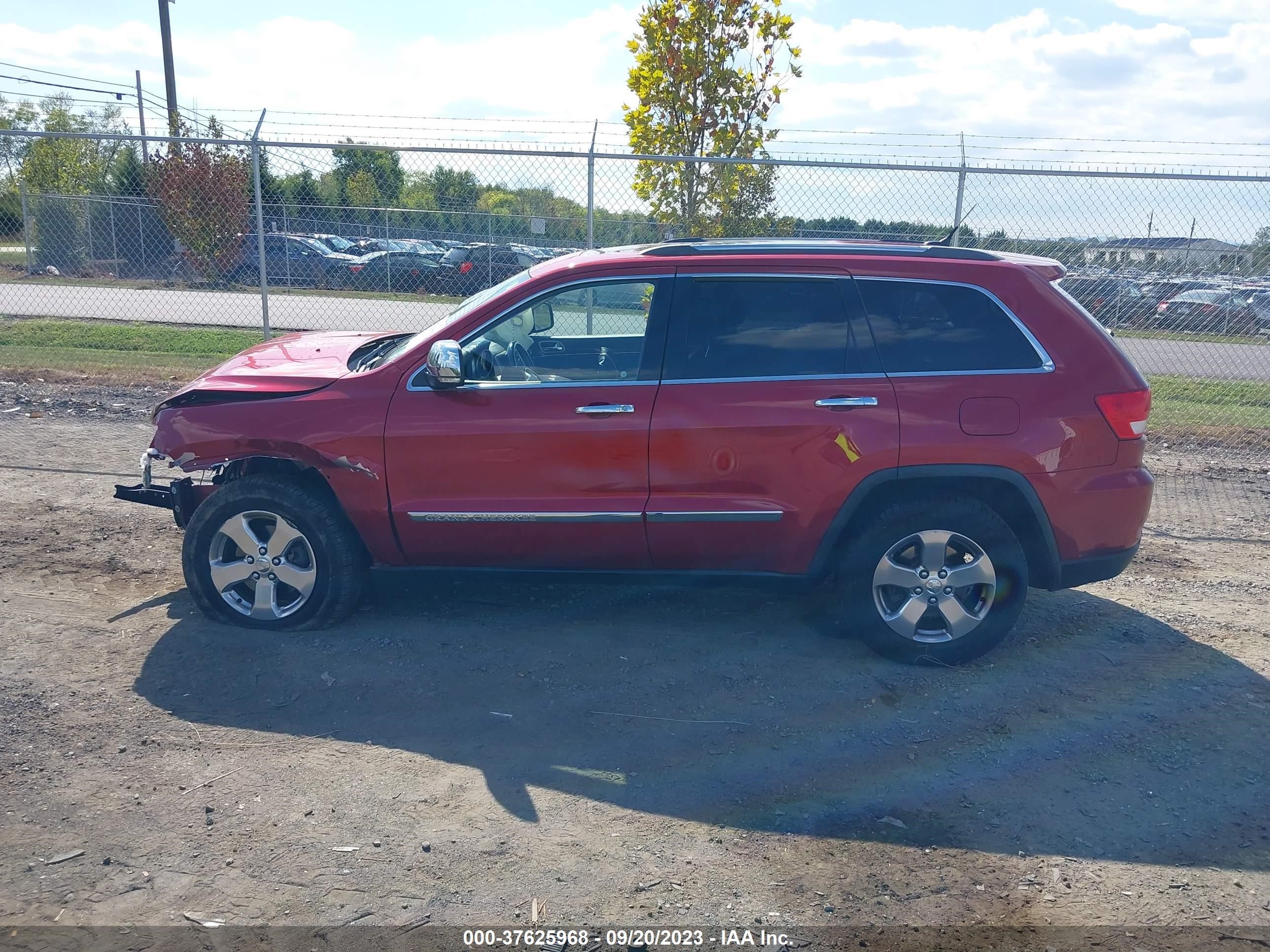 Photo 13 VIN: 1J4RR5GG7BC562356 - JEEP GRAND CHEROKEE 