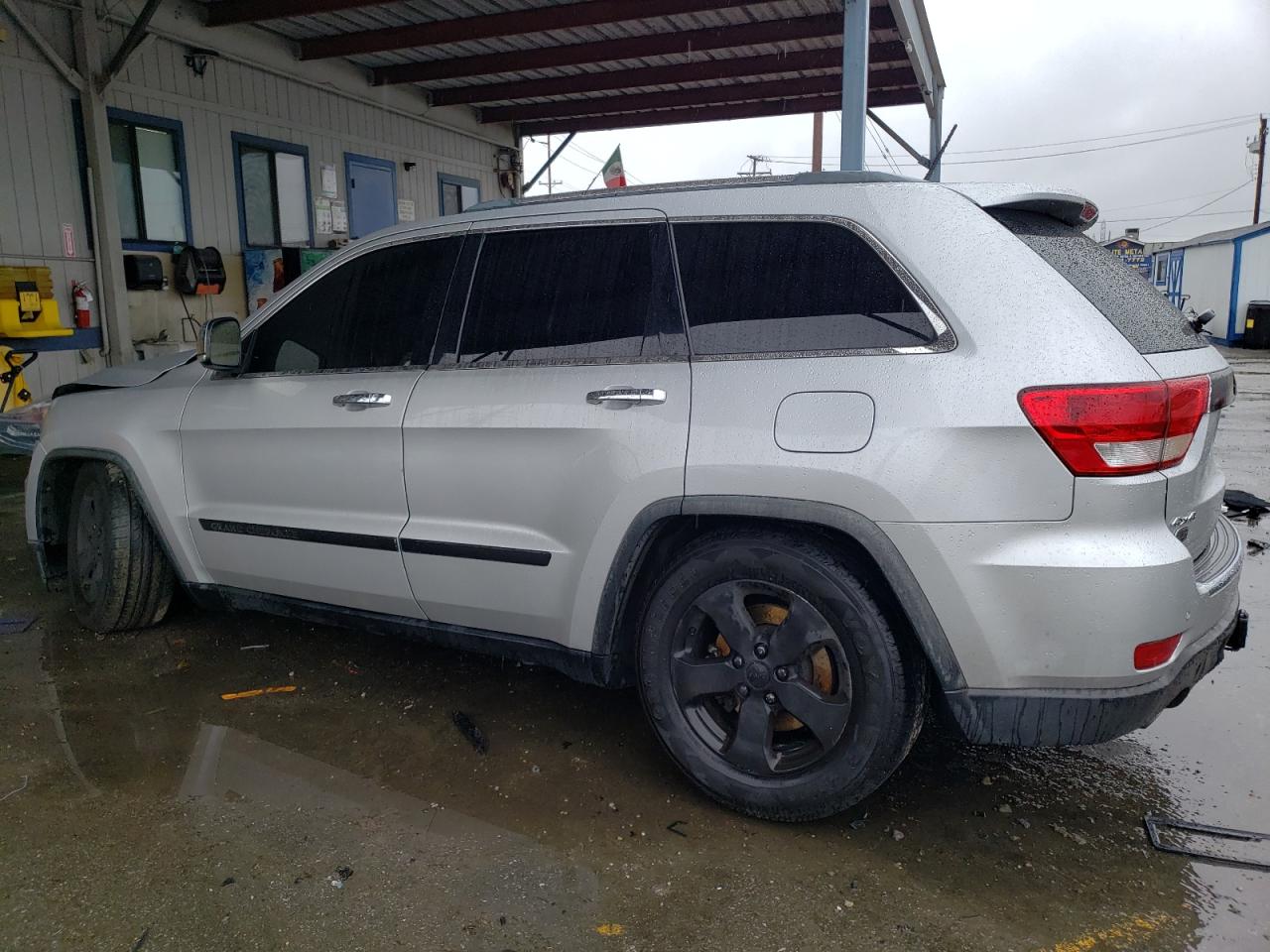 Photo 1 VIN: 1J4RR6GT5BC586805 - JEEP GRAND CHEROKEE 