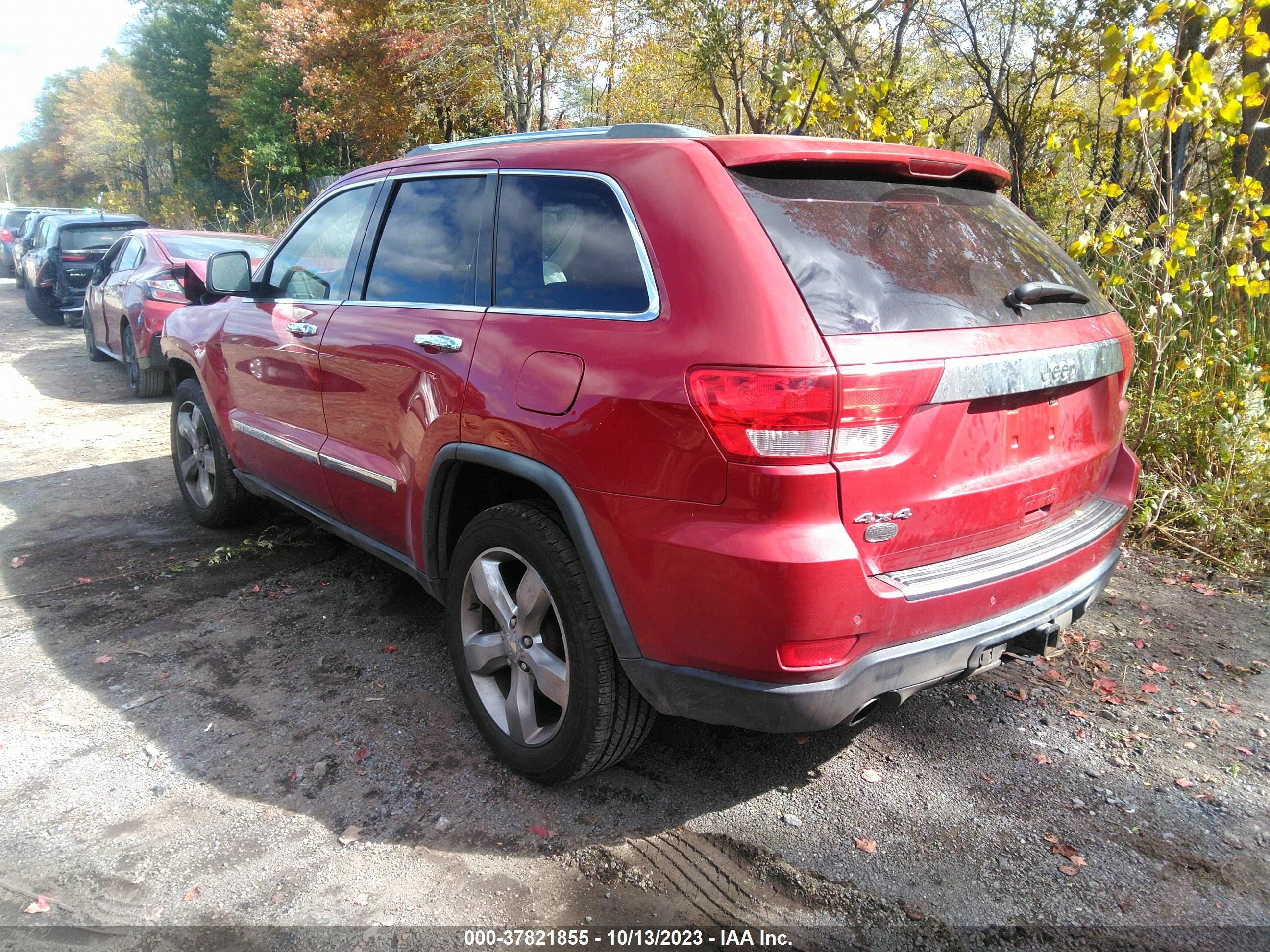 Photo 2 VIN: 1J4RR6GT8BC605508 - JEEP GRAND CHEROKEE 