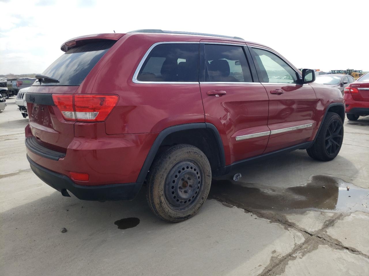 Photo 2 VIN: 1J4RS4GG1BC573559 - JEEP GRAND CHEROKEE 