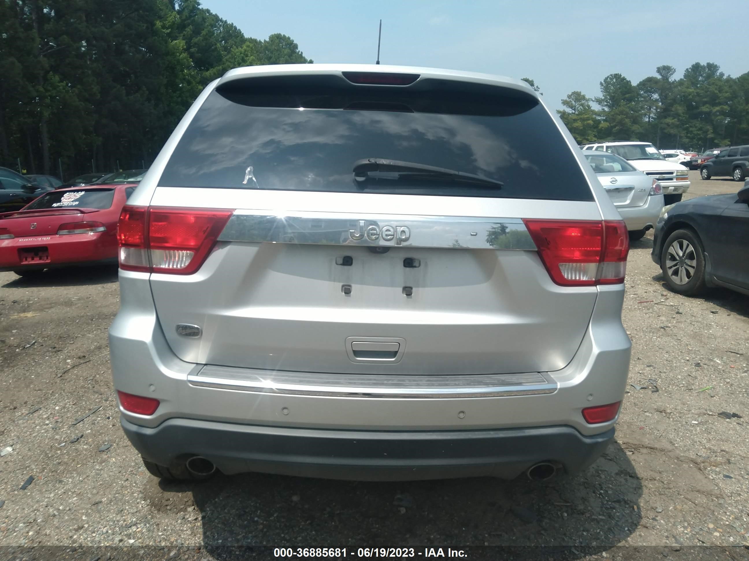 Photo 15 VIN: 1J4RS6GT3BC658928 - JEEP GRAND CHEROKEE 