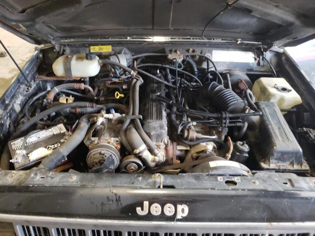 Photo 10 VIN: 1J7FJ36L5LL167772 - JEEP COMANCHE P 