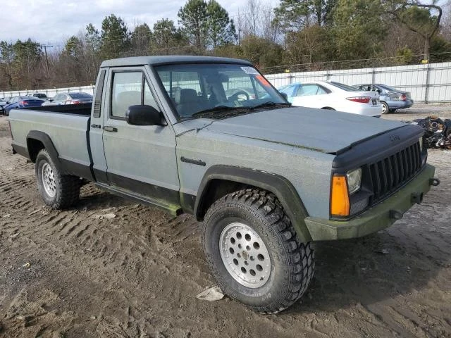 Photo 3 VIN: 1J7FJ36L6KL546830 - JEEP COMANCHE 