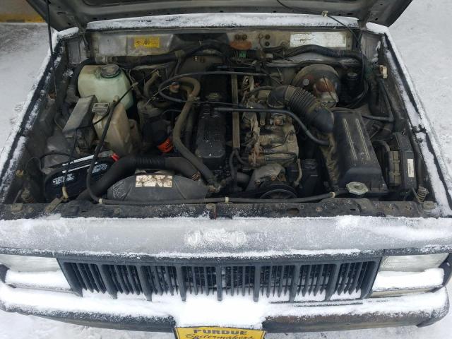 Photo 6 VIN: 1J7FT36S2NL115259 - JEEP COMANCHE P 