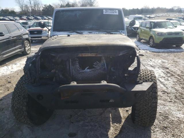 Photo 4 VIN: 1J8FA54139L712191 - JEEP WRANGLER 