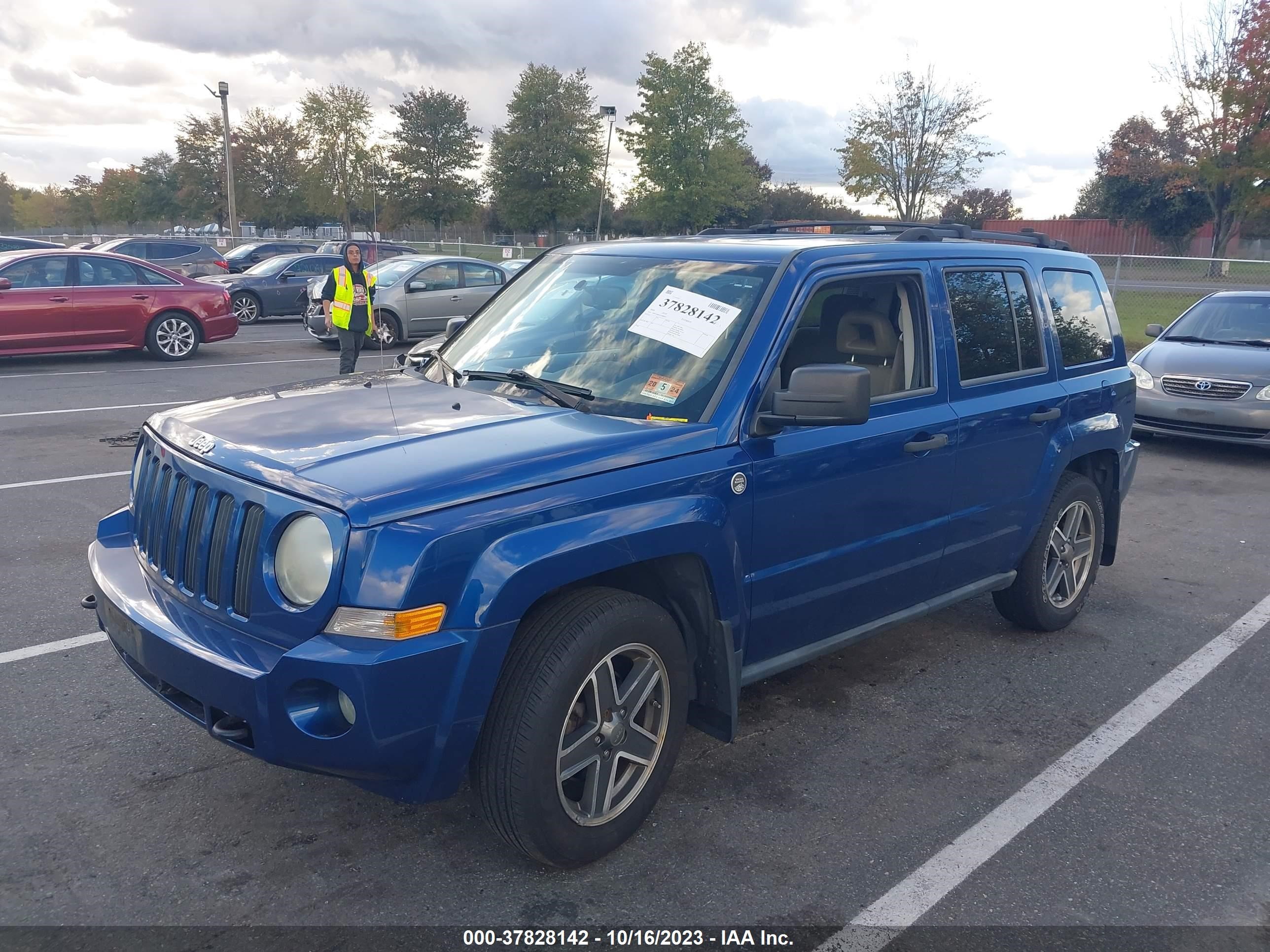 Photo 1 VIN: 1J8FF28B49D188921 - JEEP LIBERTY (PATRIOT) 