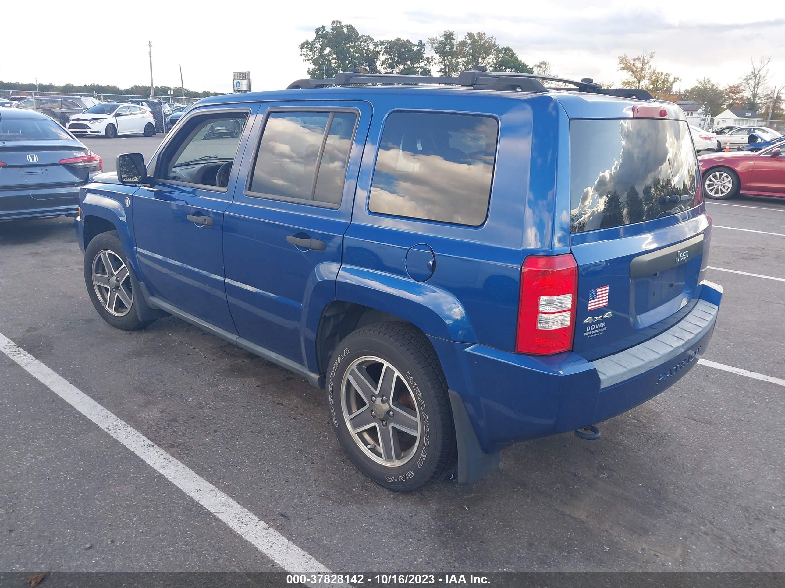 Photo 2 VIN: 1J8FF28B49D188921 - JEEP LIBERTY (PATRIOT) 