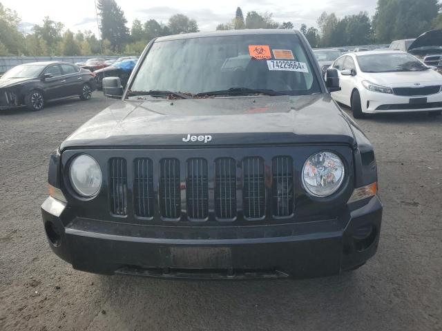 Photo 4 VIN: 1J8FF28W07D396584 - JEEP PATRIOT SP 