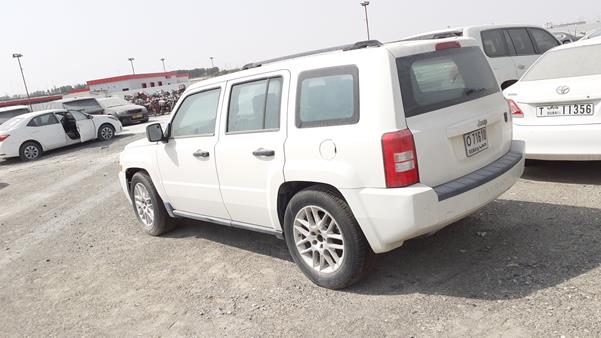 Photo 6 VIN: 1J8FF28W17D334532 - JEEP PATRIOT 