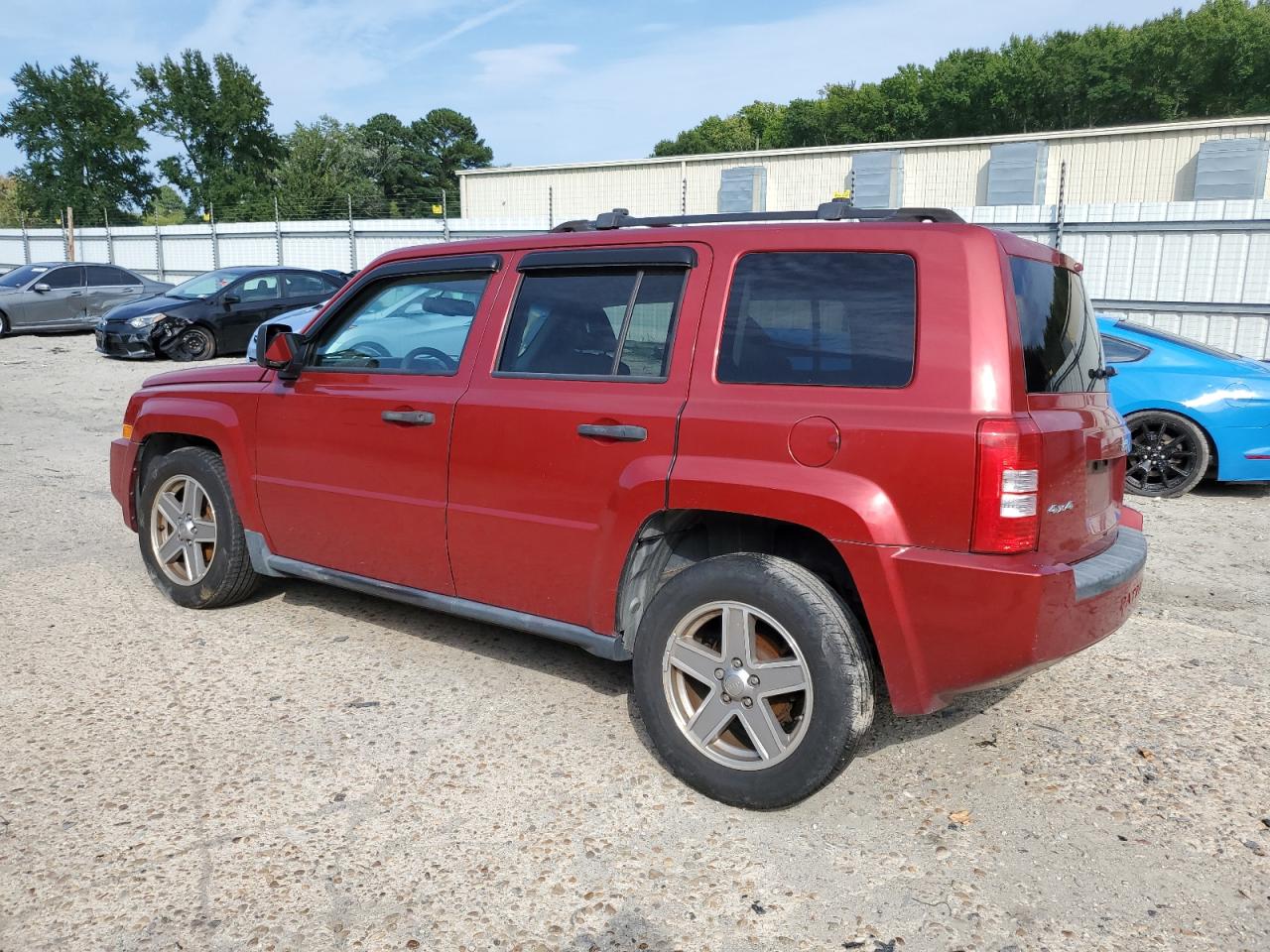 Photo 1 VIN: 1J8FF28W27D395937 - JEEP LIBERTY (PATRIOT) 