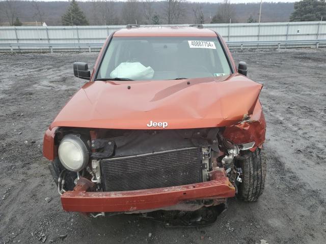 Photo 4 VIN: 1J8FF28W28D796213 - JEEP PATRIOT 